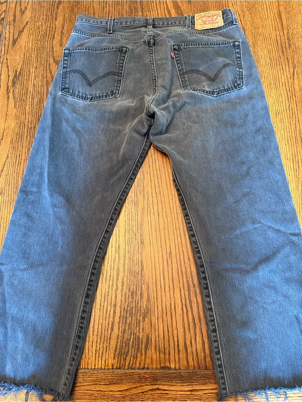 Levi’s black faded 501 Men’s W38 Jeans Cropped Raw Hem Straight Leg